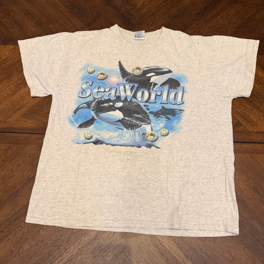 Vintage SeaWorld Orca Whale Graphic T-Shirt Delta Pro Weight Gray Large